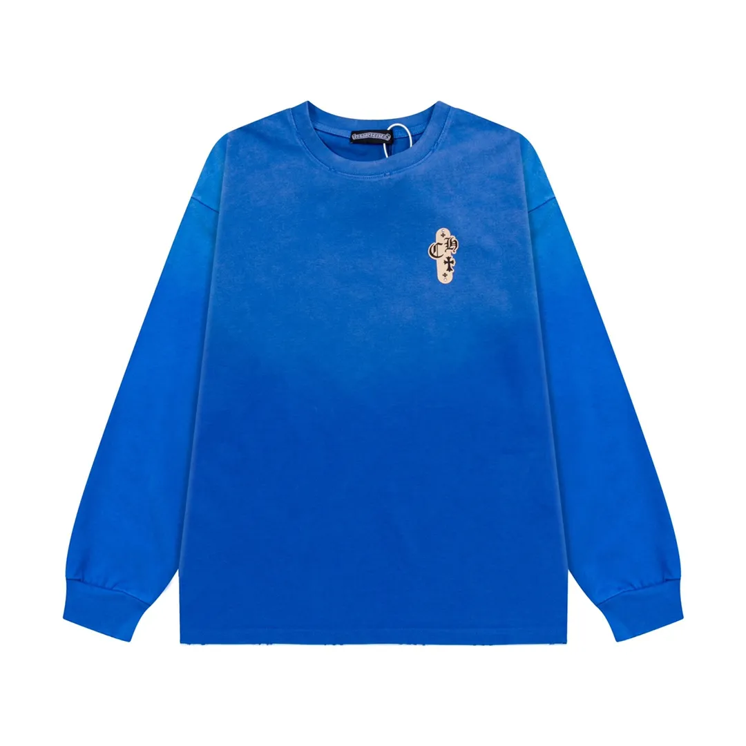 P220 CHROME HEARTS LoGo is fashionable and elegant, with dropped shoulders. The fabric is made of 26s double-yarn combed cotton compact spinning yarn with a weight of 280. It is matched with 1*1 Salona rib. The fabric is fermented and has a loose fit. Color: Blue Size: S～XXL